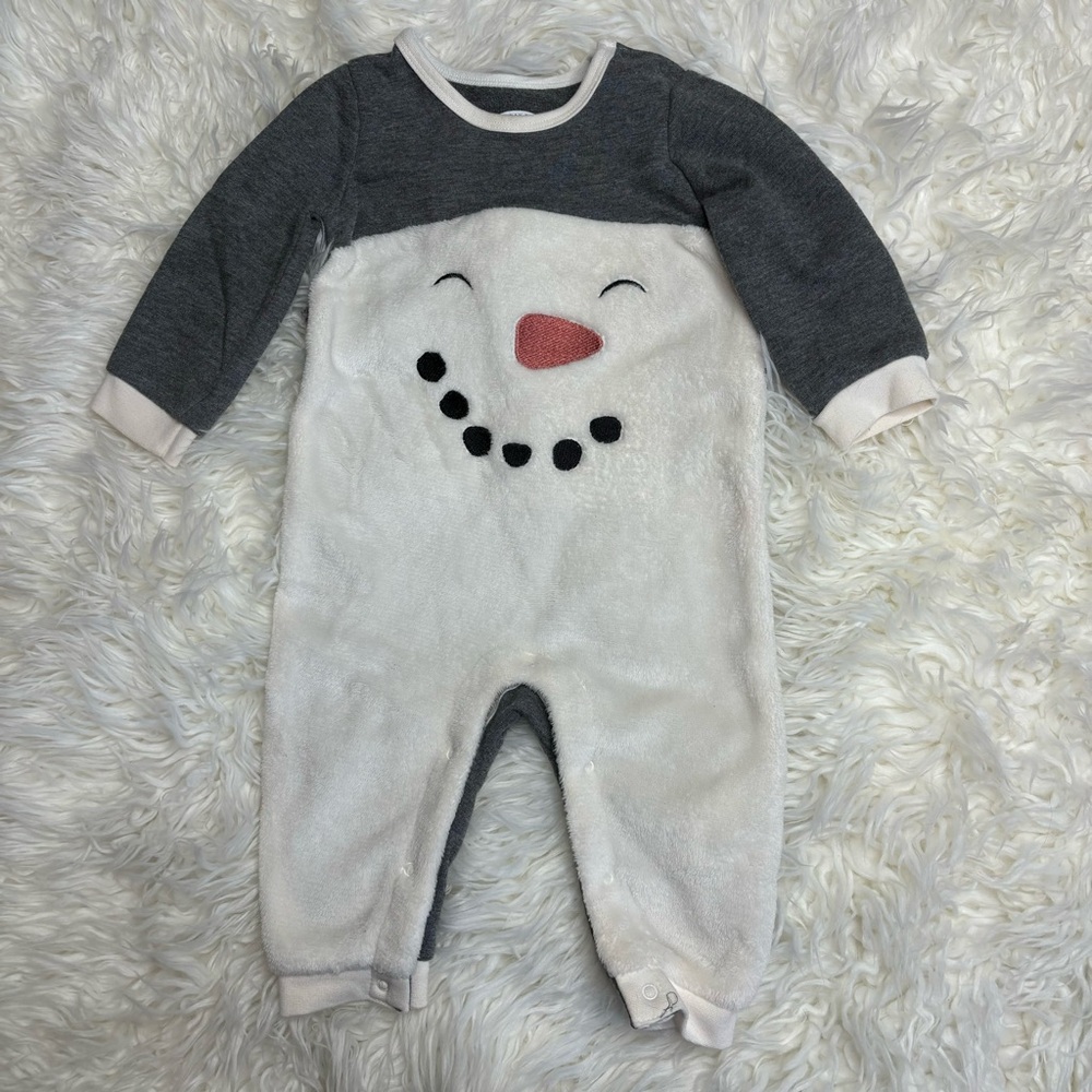 Adorable holiday Time Snowman soft Baby Onesie size 12 months